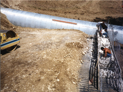 UzeW(wng)3